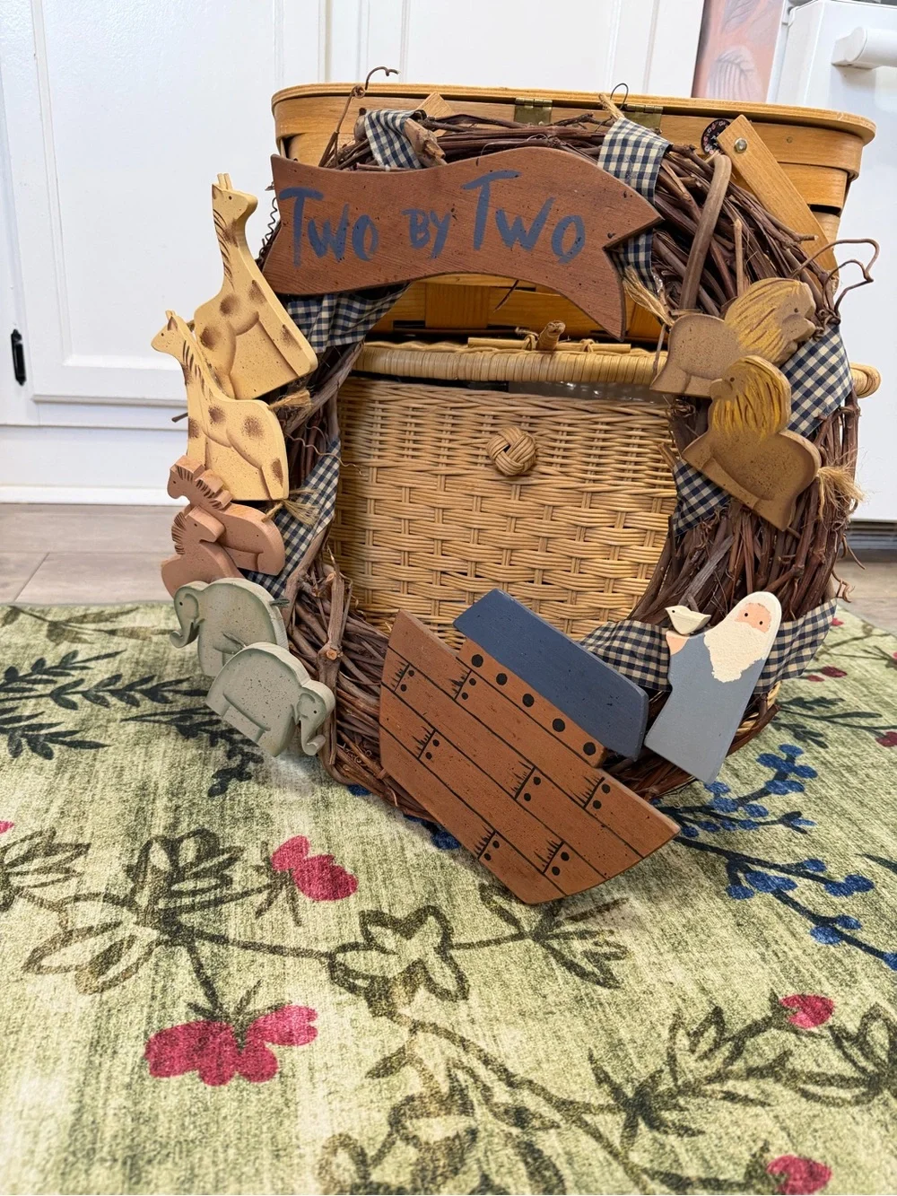 Vintage Noah’s Ark Nursery Wreath Handmade Wooden 3D Christianity Noah’s Ark